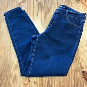 Old navy 
Rockstar super skinny jeans 
Size 10 short